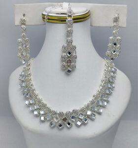 Necklace Set With Earring & Matha Patti