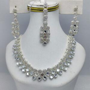 Necklace Set With Earring & Matha Patti